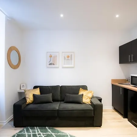 Apartment Opera 6 - Lovely - De